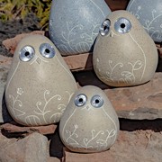Zaer Ltd International Set of 3 Solar "Rock" Birds with Floral Etching in 3 Assorted Colors VA100004 View 3