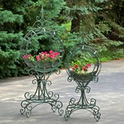 Zaer Ltd International Pre-Order: Set of 2 Tall "Tamar" Iron Planters in Verdi Green ZR170813-VG
