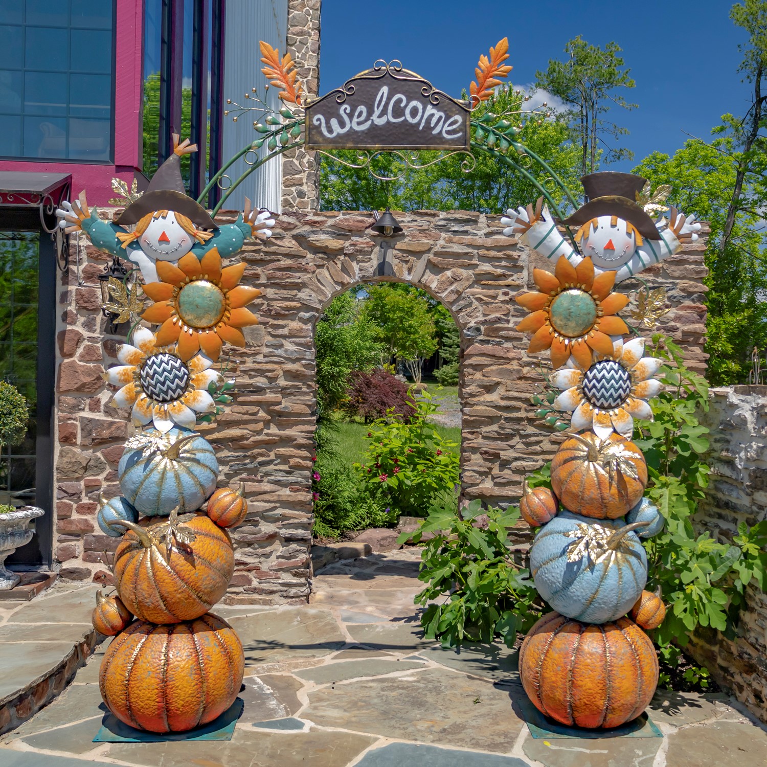 Zaer Ltd. International Pre-Order: 9.75ft. Tall Thanksgiving Harvest Arch with Scarecrows & Pumpkins ZR180735