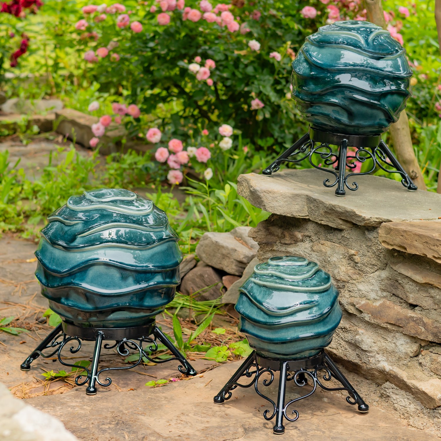 Zaer Ltd International Pre-Order: Set of 3 Assorted Ceramic Globe Tabletop Accents "Athens" ZR083904-SET