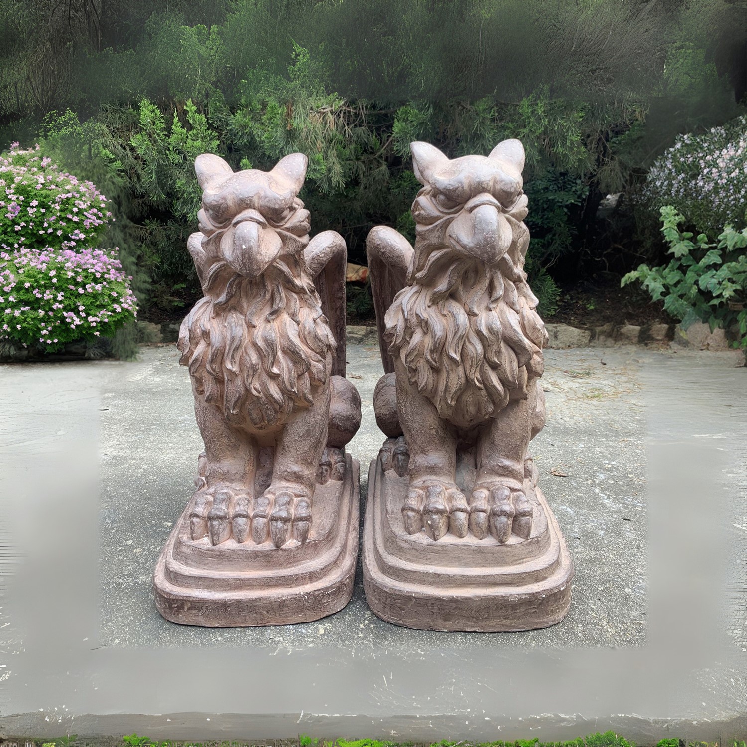 Zaer Ltd International Set of 2 Magnesium Griffin Statues in Antique Rust "Peter & Lois" ZR619280-RSS