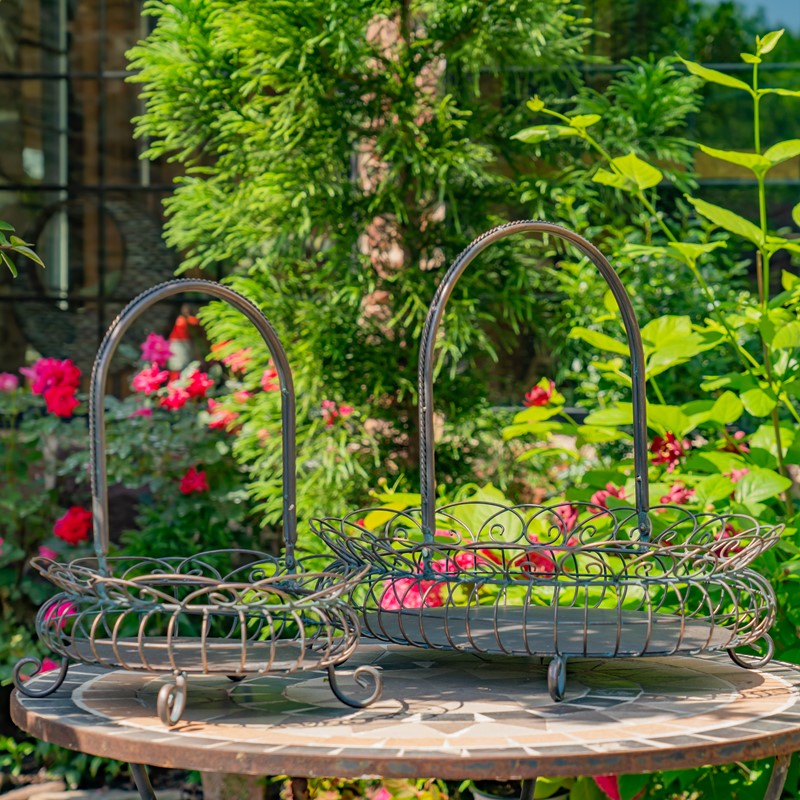 Zaer Ltd. International Set of 2 Freestanding Garden Baskets in Antique Bronze "Stephania" ZR220714-BZ