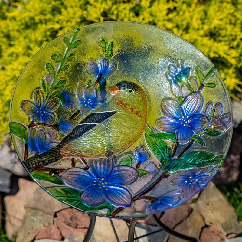 Zaer Ltd International 18" Glass Bowl Goldfinch Birdbath with Metal Stand "New Jersey" ZR180908