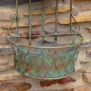 Zaer Ltd International Set of Dual Wall Hanging Planters with Removable Baskets in Green "London 1820" ZR161262-VG View 3