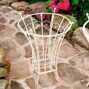 Zaer Ltd. International Set of 2 Round Iron Trellis Garden Stands in Antique White "Stephania" ZR220416-AW View 3