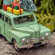Zaer Ltd. International 1940's Classic Style Car with Christmas Tree and Gifts ZR191863 View 4