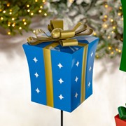 Zaer Ltd. International Set of 3 Assorted Christmas Gift Boxes with Twinkle Stars Garden Stakes ZR210606-SET View 4