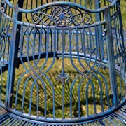 Zaer Ltd. International 61.5" Victorian Style Round Metal Tree Bench in Cobalt Blue "Paris 1968" ZR150645-BL View 5