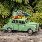 Zaer Ltd. International 1940's Classic Style Car with Christmas Tree and Gifts ZR191863 View 5