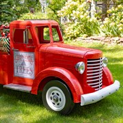 Zaer Ltd. International Large Iron Red "Charleston" Truck with LED Lights ZR208171-RD View 6