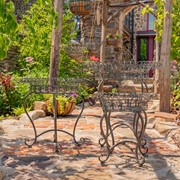 Zaer Ltd. International Set of 3 Round Iron Wire Basket Plant Stands in Antique Bronze "London 1820" ZR220392-BZ View 6